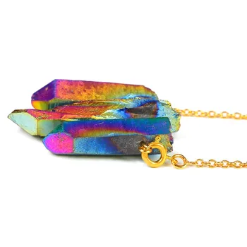 Boho-hippie curcubeu aura de cuarț piatră naturală pentru cadou pandantiv din titan cu cristale de cuarț colier piatră brută punct de cristal pandantiv