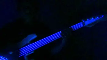 DR. K3 Hi-def Neon Albastru Luminescente Chitara Electrica, Siruri de caractere, Light 09-42 sau Medium 10-46