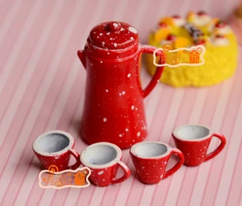 MINI Papusa casa Mini-accesorii pentru mobilier ceainic cu 4 cesti roșu albastru culoare opțional drăguț