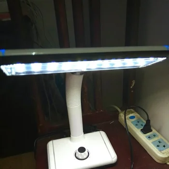 AC / DC 3 temperatura de culoare LED masă lampă de reglaj pat dormitor lampa de birou 40pcs LED reîncărcabilă lampă de lectură luminaria