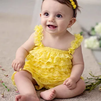 Copil drăguț Galben Lace Romper Infant Toddler Petti Ciufulit Curea Salopetă dintr-O Bucata cu Flori cu Bandă de susținere Nou-nascut din Bumbac Salopeta