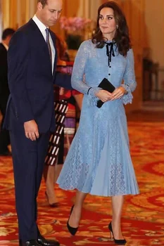 Kate Middleton Pistă De Înaltă Calitate 2018 Primavara-Vara Noua Moda Femei Partid Birou Gol Afară Vintage Dantela Rochie Cu Mâneci Lungi