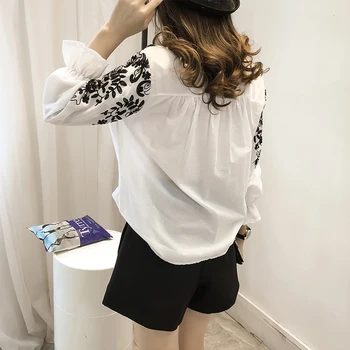 2017 New Sosire Topuri Proaspete Stil de Moda de sex Feminin Broderie Flori Bluza Bumbac coreean Casual Femei Topuri Tricou 529E 25