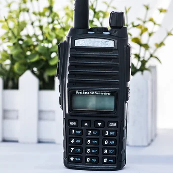 Baofeng UV-82 8W walkie talkie radio portabil dual band de emisie-recepție de Înaltă Mijlocul Redus de Energie UV82 Sunca Postul de Radio amatori Portabil