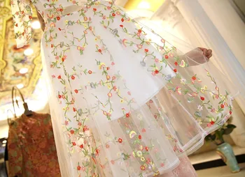 Europa și Statele Unite ale americii retro rochie de vara floral Mesh broderie de dimensiuni mari rochie de femei 2017 vara noi TB7601