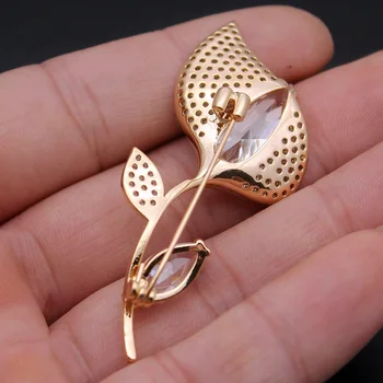 HERMOSA bijuterii rafinat design Floral zircon Placat cu aur de 24K dans de Moda broșă ST8